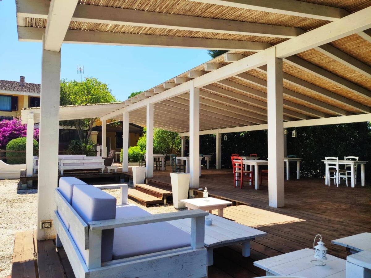 Is Benas Country Lodge San Vero Milis Extérieur photo