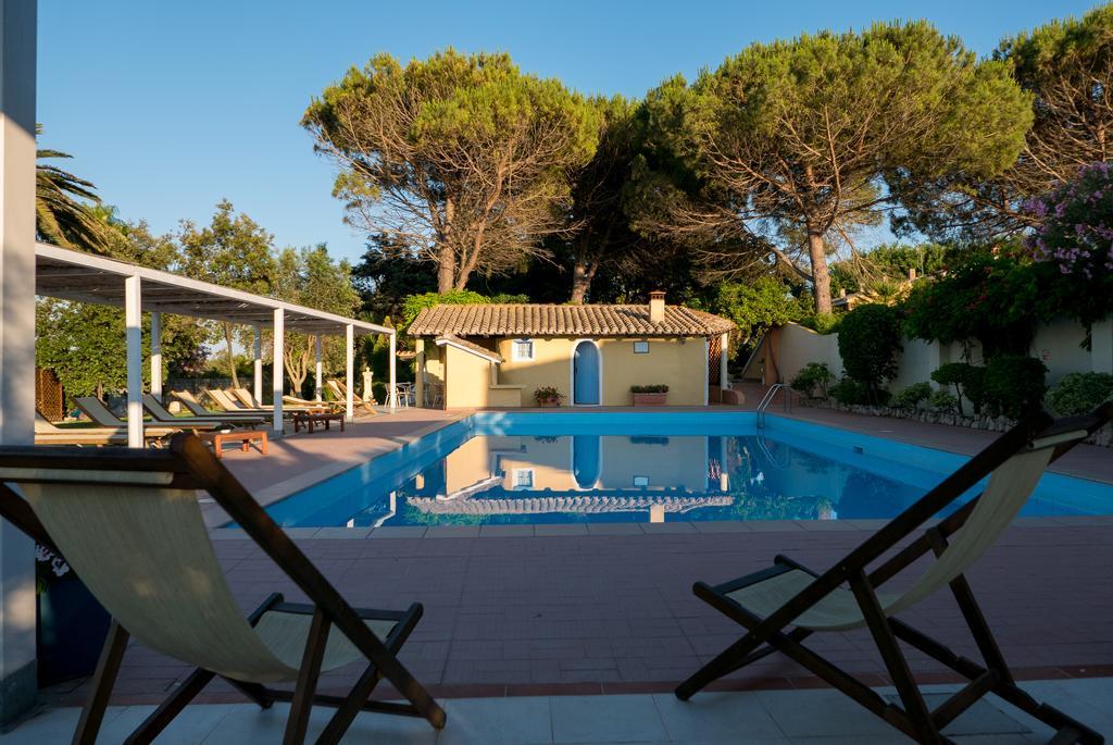 Is Benas Country Lodge San Vero Milis Extérieur photo